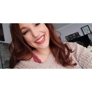 Meet your Posher, Katelyn